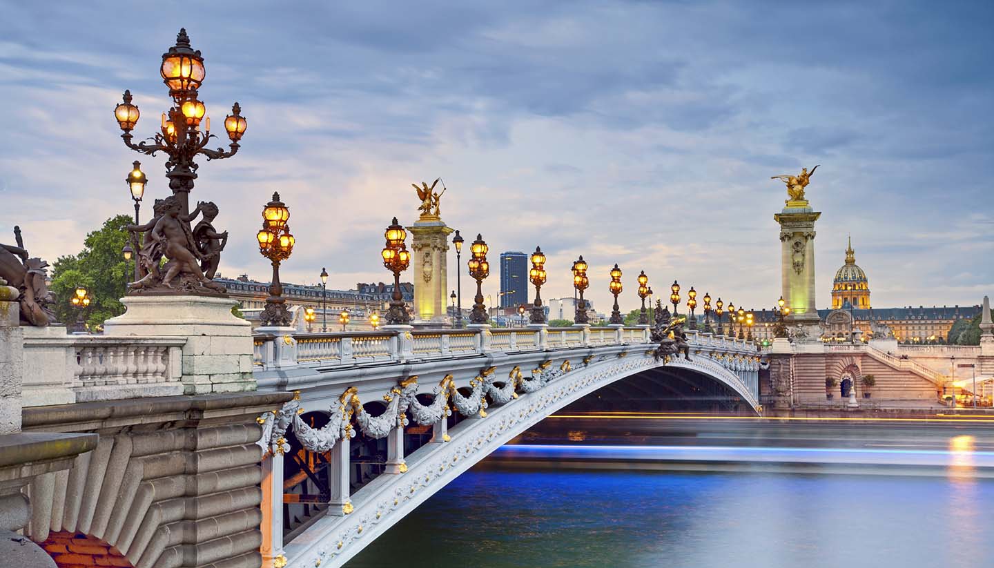 巴黎 - Alexandre III Bridge Paris, France.